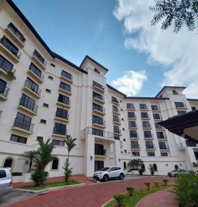 VENTA DE APARTAMENTO EN PH EMBASSY VILLAGE, CLAYTON
