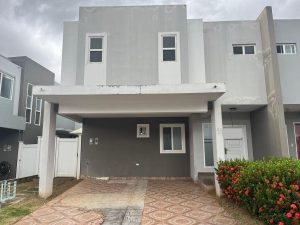 VENTA DE CASA EN PH AUGUSTA – PASEO DEL NORTE, BRISAS DEL GOLF